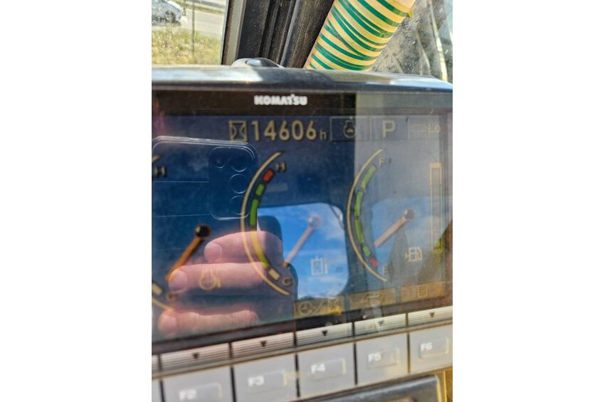 PC 88 MR-8
